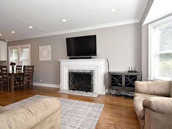 2nd image of 7249 N Odell Ave