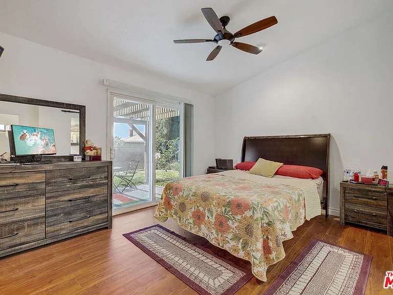 284 S Larkwood St — Photo 16
