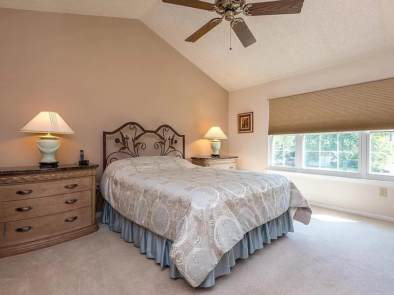 101 Quince Cir — Photo 13