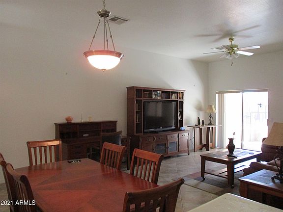 4th image of 888 S Lawther Dr