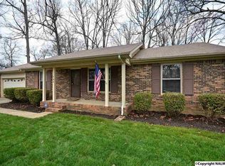 136 Oakcrest Rd, Huntsville, AL 35811