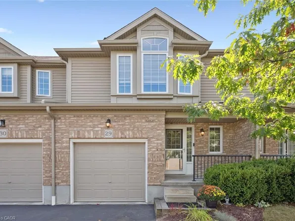 555 Chablis Dr #29, Waterloo, ON N2T 0A5