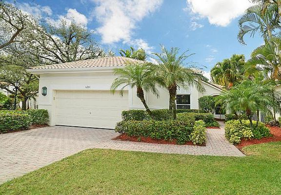 Home For Sale In Broken Sound Country Club