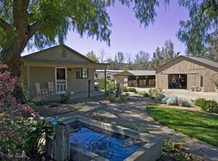 1805 Country Club Dr, Escondido, CA 92029