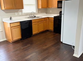 865 N Evergreen St, Gardner, KS 66030