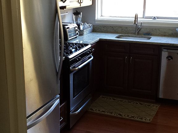 Fully upgraded kitchen