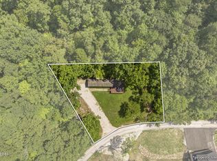 1 Twin Oaks Dr, Mammoth Cave, KY 42259