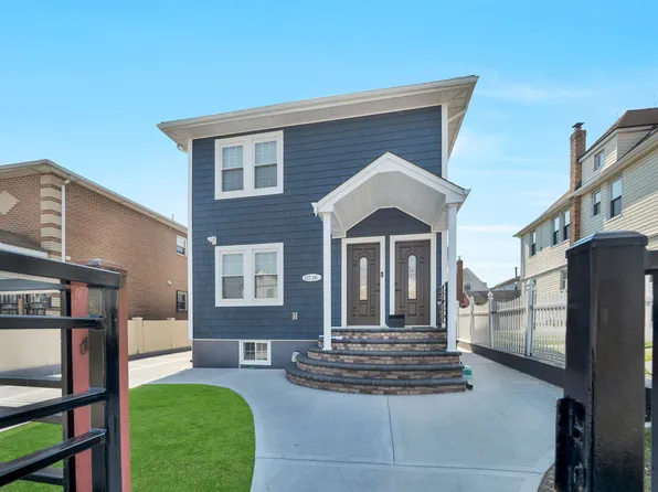 11718 198th St #2, Saint Albans, NY 11412