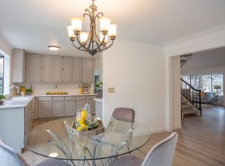 1601 Mantelli Dr, Gilroy, CA