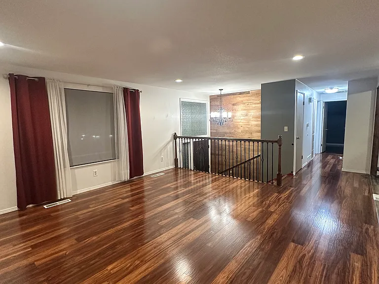 219 Thayer Dr — Photo 19