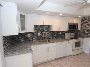 104 Palamino Cir, Boca Raton, FL 33487