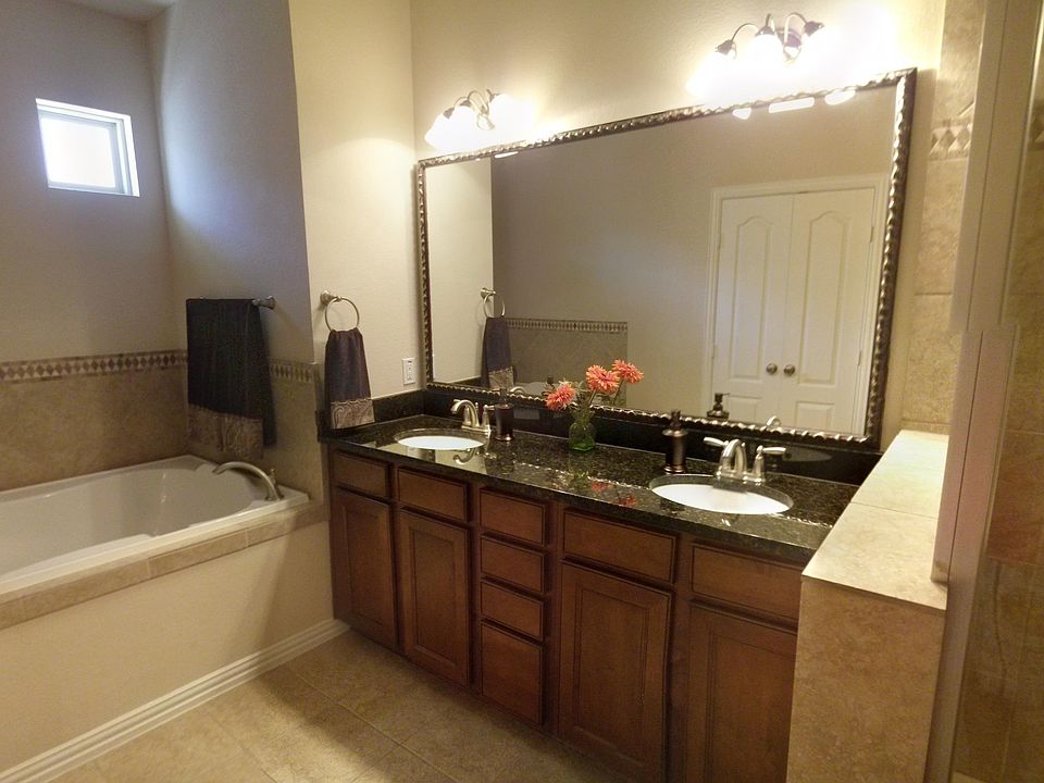 1st image of 2326 Stutz Dr Unit 102