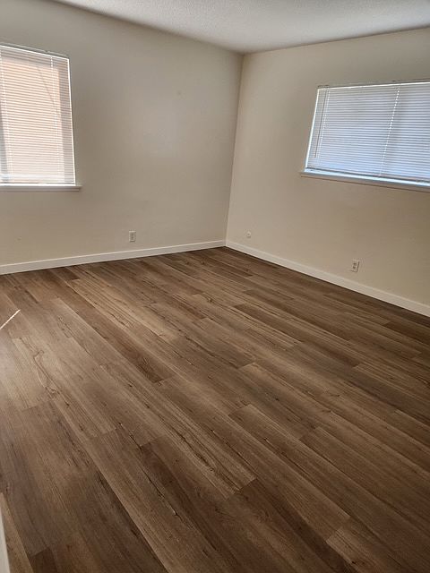 1st image of 11386 Cedar Ave #B