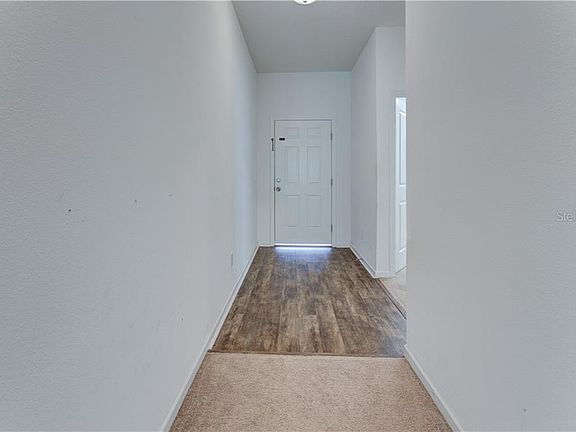 4th image of 15582 Merlin Ave