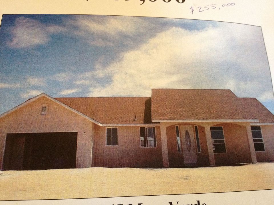 1st image of 69565 Mesa Verde Dr