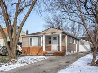 87 E Mapledale Ave, Hazel Park, MI 48030