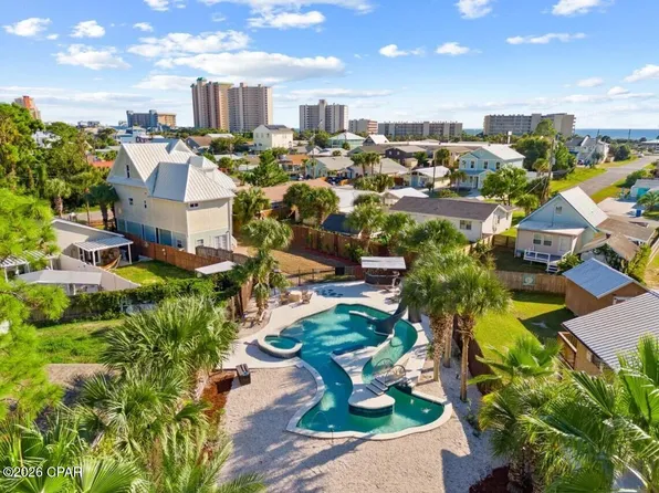 3910 Wasp St, Panama City Beach, FL 32408