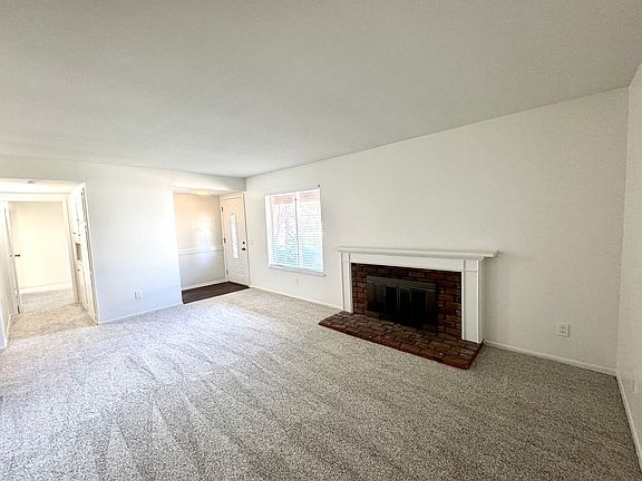 2nd image of 15041 Beechwood Ln