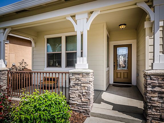 2nd image of 1896 Della Verona Dr