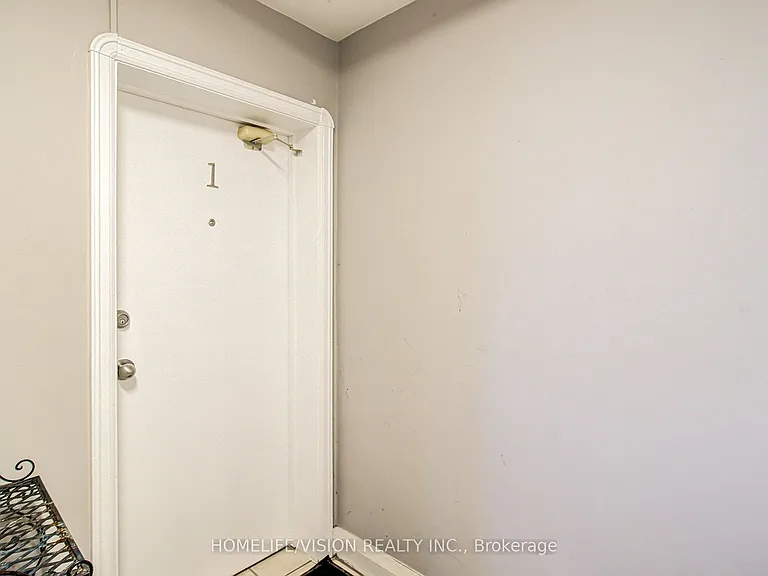 238 Glebemount Ave #1 — Photo 16