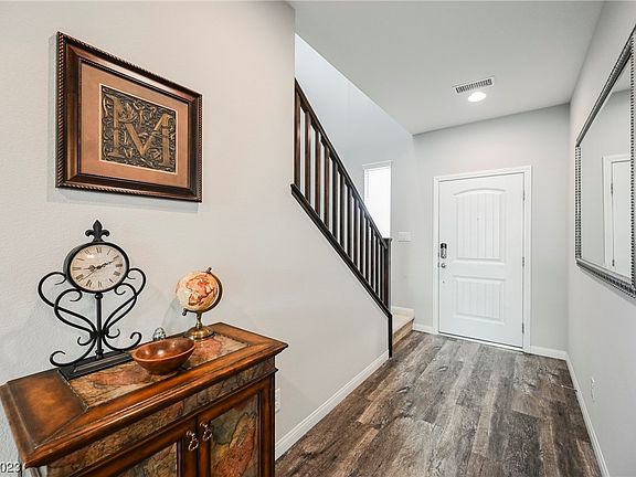 4th image of 10426 Skye Knoll Ave