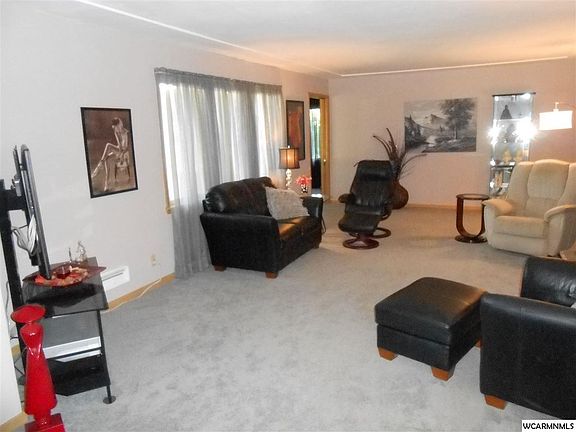2nd image of 450 Lake Park Blvd