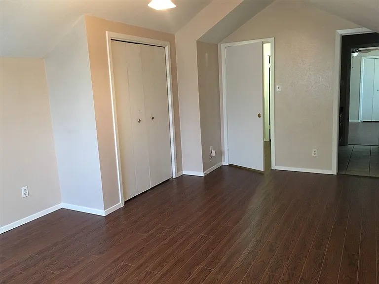 7307 Ferndale Cir — Photo 9