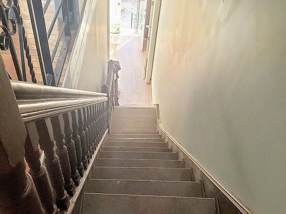 4th image of 1903 Pacific St #2