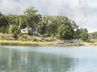 10 1/2 Woodland Rd, Norwalk, CT 06854