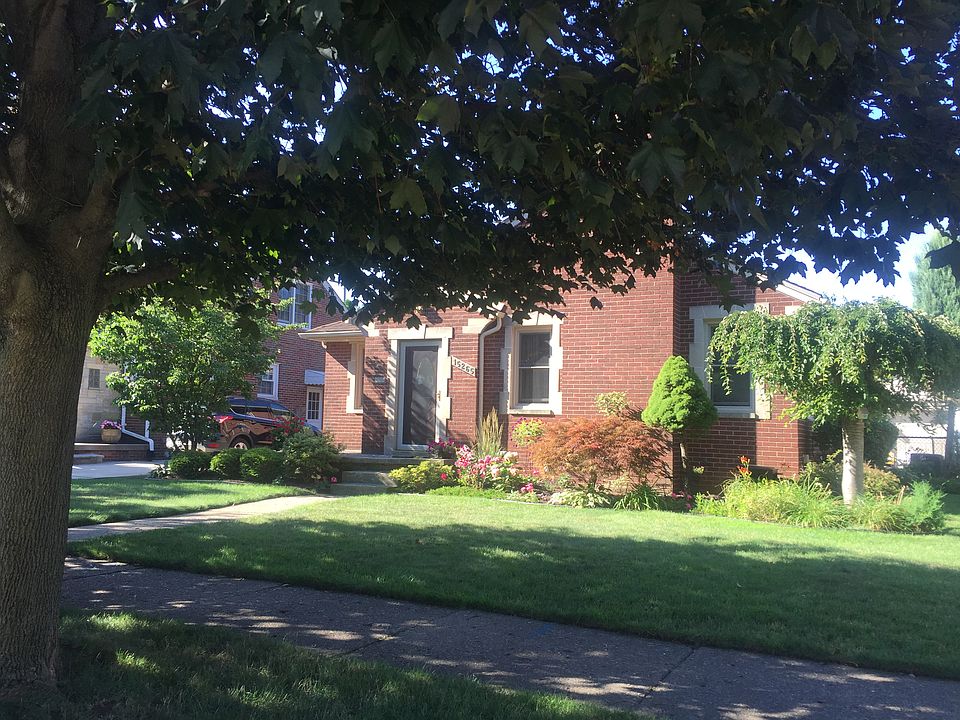 1st image of 15265 Harrison Ave