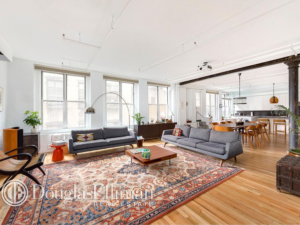 1st image of 40 W 15th St APT 4B