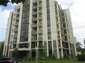 90 Charlton Ave W