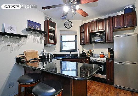 4th image of 160 E 91st St APT 5P