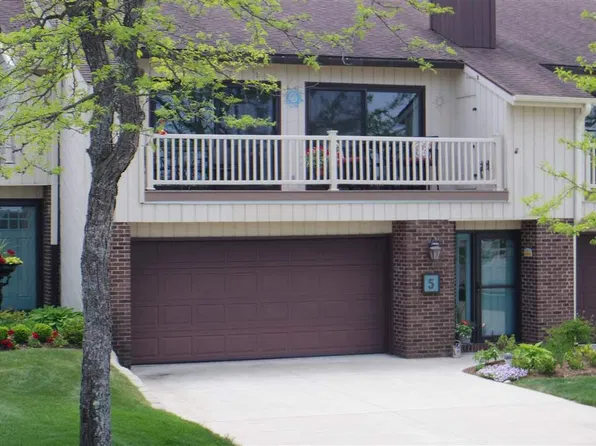 1287 Lachaumiere Dr Unit 5, Petoskey, MI 49770