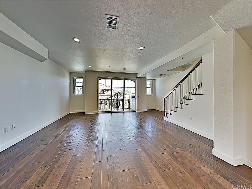 1st image of 15630 Santorini Ln