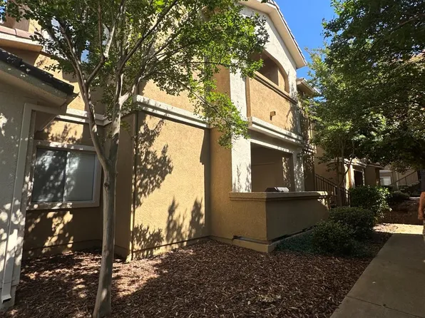 501 Gibson Dr APT 1424, Roseville, CA 95678