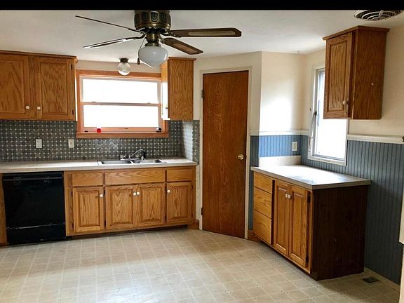 2nd image of 80 Fairfield Ave Floor 1