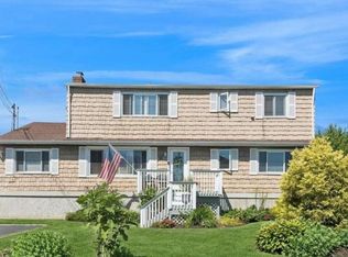 56 Yacht Club Rd, Babylon, NY 11702