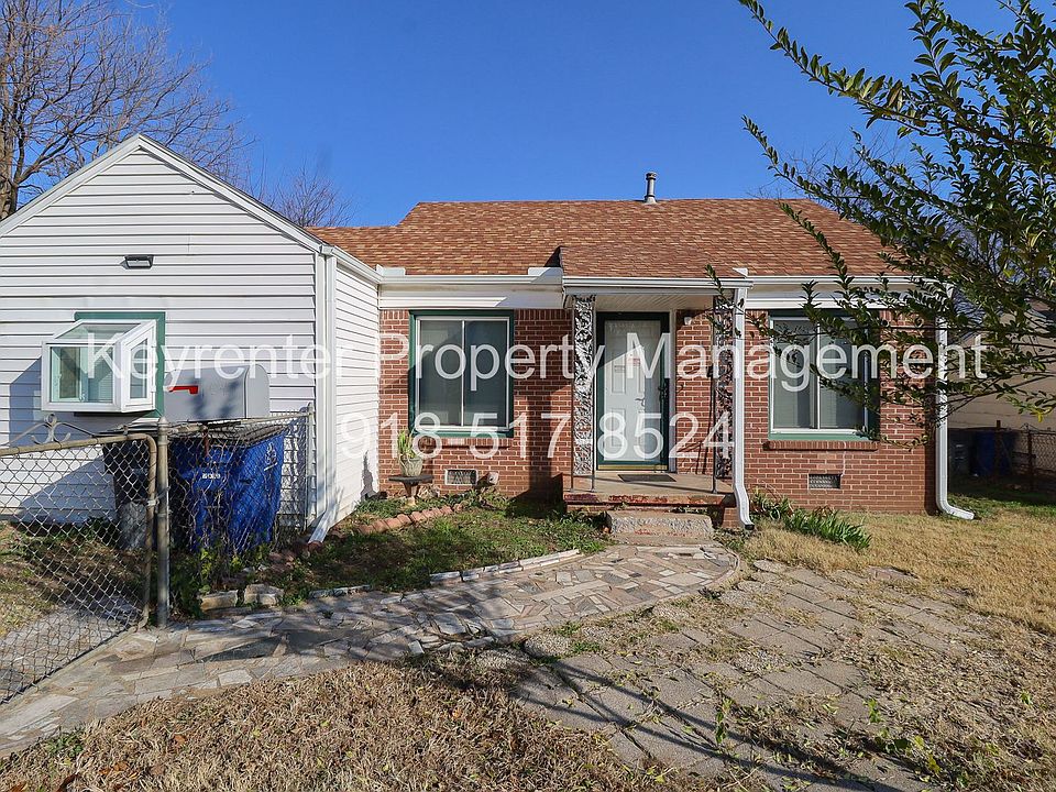 1st image of 1043 N Harvard Ave