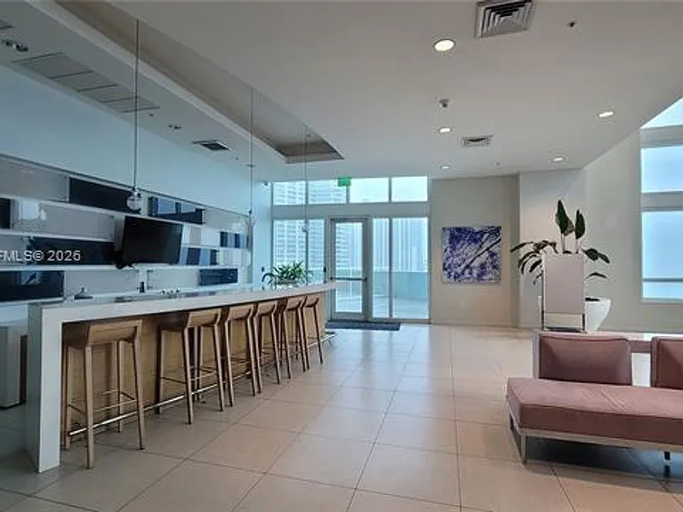 1900 N Bayshore Dr #CU-2009 — Photo 23