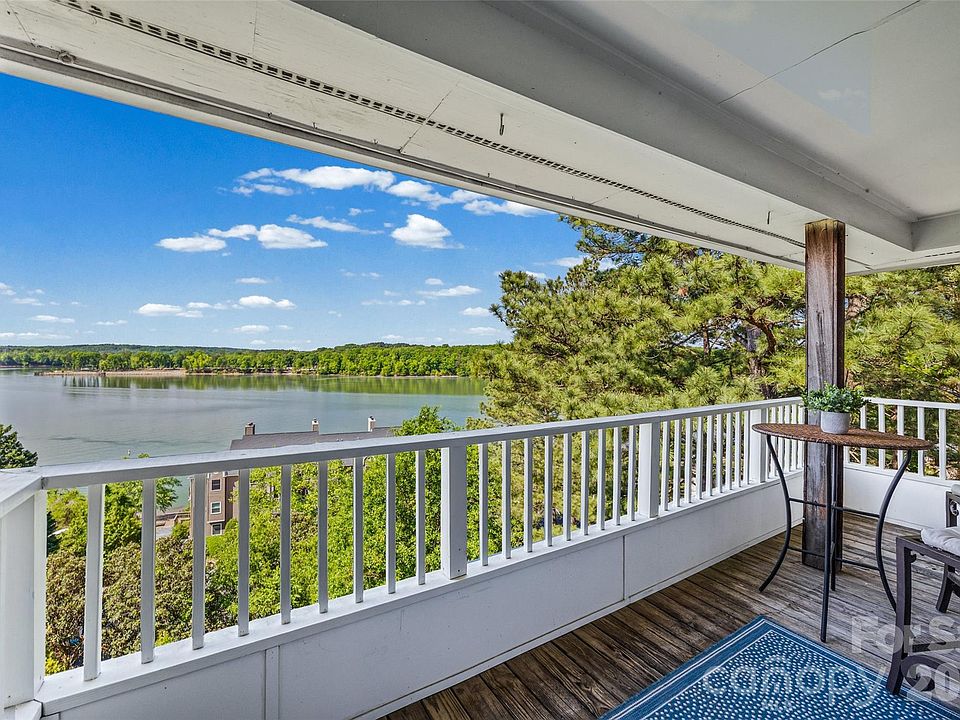 1st image of 9709 Emerald Point Dr Unit 12