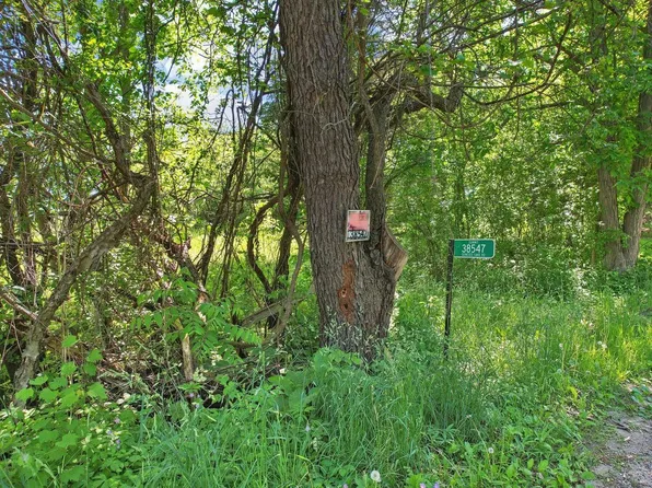 38547 GENESEE LAKE ROAD, Summit, WI 53066