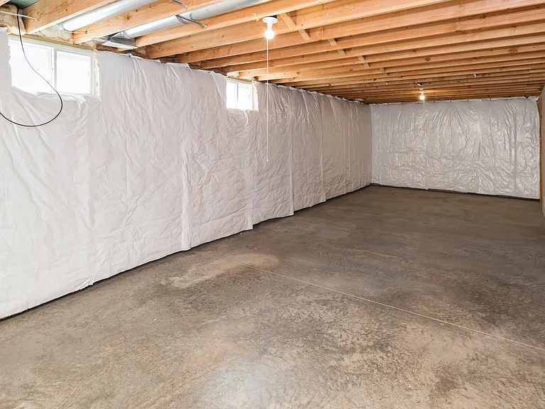 311 E Diehl Ave — Photo 11