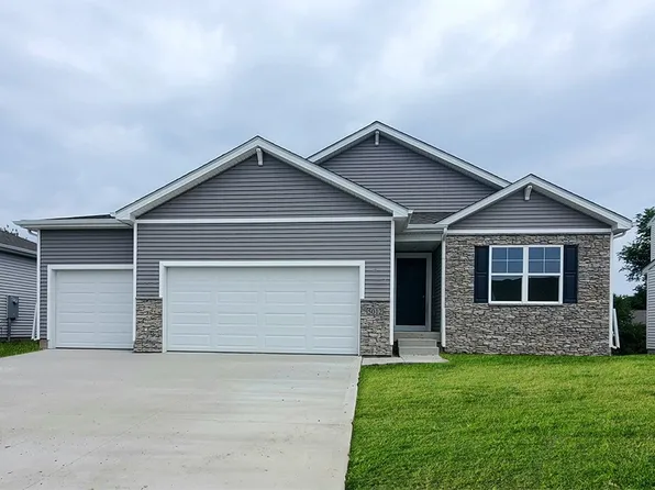 2710 E 50th Ct, Des Moines, IA 50317