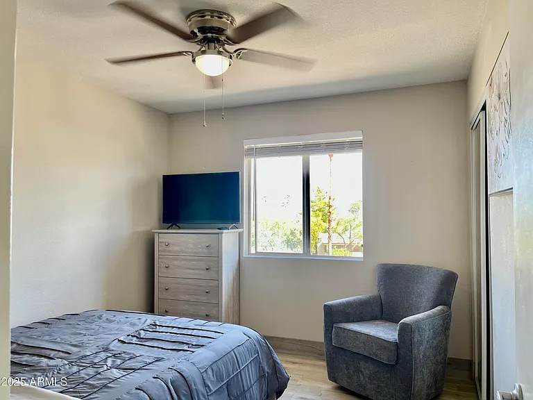 14404 N Boxwood Ln — Photo 17