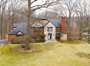 96 Mohawk Ave, Norwood, NJ 07648