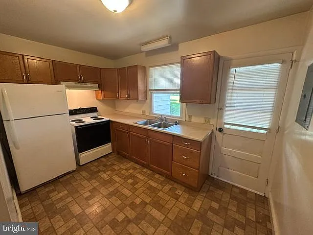 1 bed, 2015 sqft, $1,000 — Photo 2