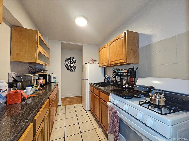 355 Bronx River Rd #3E — Photo 7