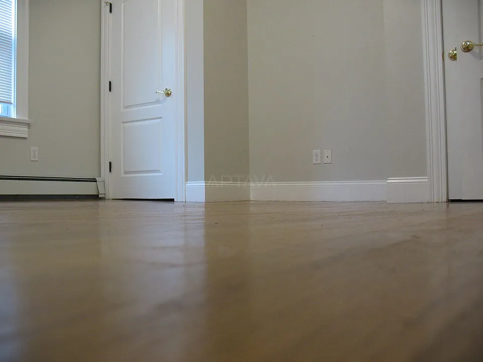 10 Whipple St #10
