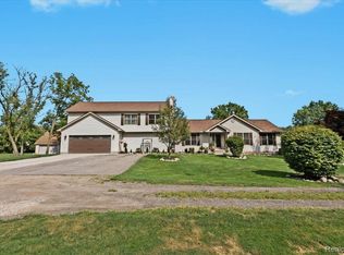 11773 Sunset Ln, Van Buren Township, MI 48111
